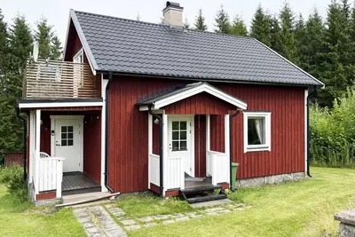 Image de Cozy little red cottage with proximity to a pond and lake outside Virserum | Se05061