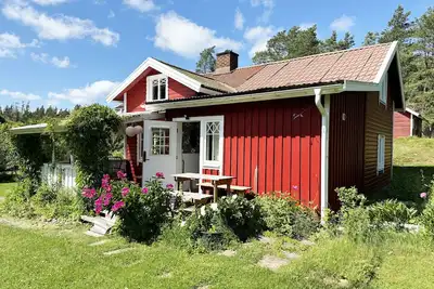 Image de Charming Cottage by Lake Vänern, Frändefors | Se17013