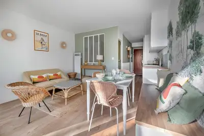 Image de À 220m de la plage, appart avec terrasse pour 3