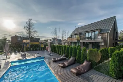 Image de Vaivorykstes Namai with Heated Pool by Hostlovers