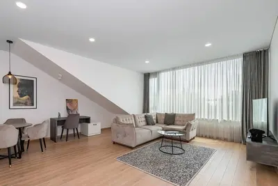 Image de Spaciuos 1 Bd Apt by Hostlovers
