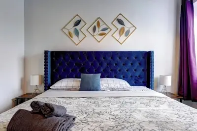 Image de #1 - Loft - Plaza St-hubert - Montreal Center