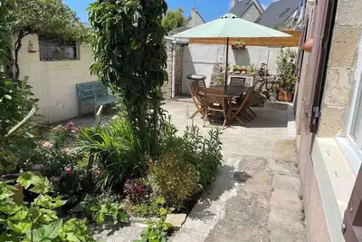 Image de Maison idéalement située. Plages et centre ville à pied.