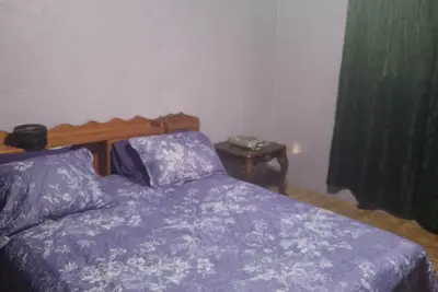 Charming 2-bedroom house with WiFi, Ac in nice Marshall Hwy