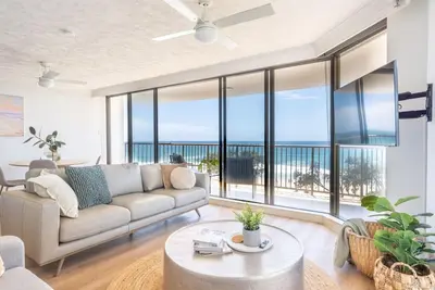 Image de Surfers Paradise Beachfront 2 bed 2 bath Apartment