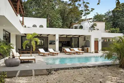 Image de Premier Surf and yoga Villa in Playa Grande