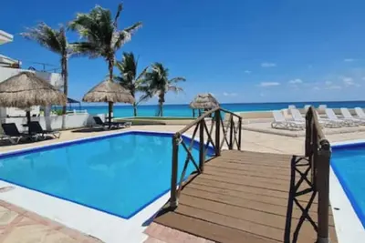 Image de Beyond expectations condo, perfect location & view\n\n
