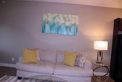 Image de 2-bedroom apartment in W. Des Moines. Close to Jordan Creek mall, Dmu, Top Golf