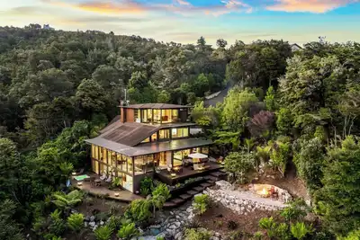 Image de Exclusive Entire Lodge - Private Beach Access & Stunning Views