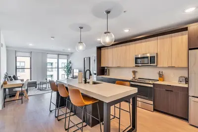 Image de Luxury 3-Bed • Pool • Gym • Walk to Casino\/Otr
