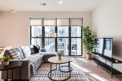 Image de Industry 509 · Otr 1 bd- w\/ Pool+Gym+Rooftop