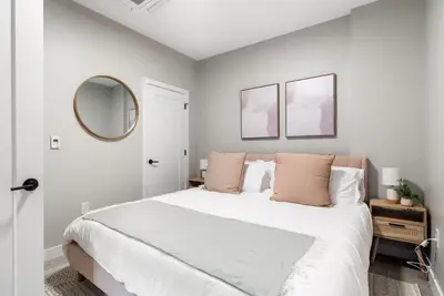 Image de 2 Bedroom Near Uc & Good Samaritan Hospital + Wifi