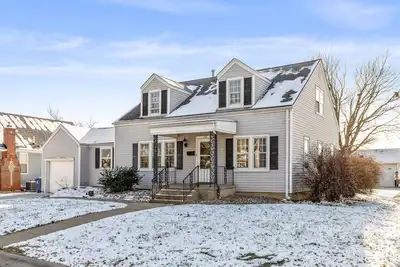Image de 4 Bedroom Wentzville Adventure 3 King Bedrooms\n\n