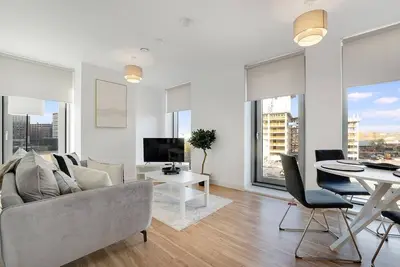 Image de New! 2br in Media City Free Wifi
