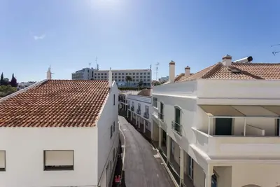 Image de The (2min away from CityCenter) Flat