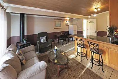 Image de Beachwood Condos& Resort Ocean Side Condo with 2 Queen Beds & Kitchen near beach