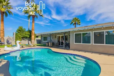 Image de Scottsdale Getaway|Heated Pool|Private Backyard