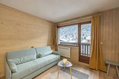 Image de Appartement 'Les Timalets' avec vue sur montagne et balcon