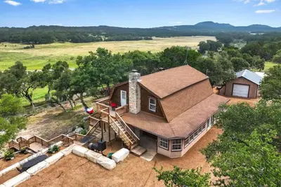 Image de Sunshine Lakehouse at Canyon Lake, 10 minutes from Whitewater