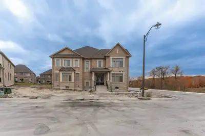 Image de Brand New 4br, 3. 5wr Gem | Spacious & Sleek