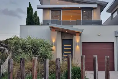 Image de Stylish townhouse in prime location Dromana
