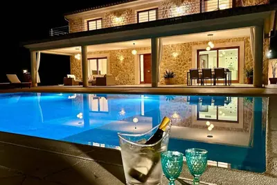 Image de Ca'n Mutxo, incredible views, swimming pool and barbecue