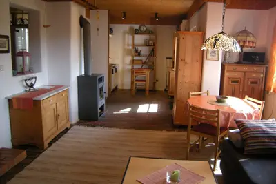 Image de Appartement de vacances 'Rhön-Antik' avec vue sur la montagne, piscine commune et Wi-Fi