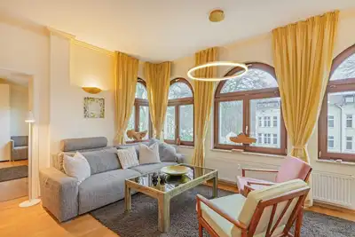 Image de Villa Christa 05 - spacious, bright apartment with bay window for four people