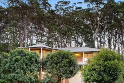 Image de High Tide- Pert friendly home in Long Beach and 100m from the beach!