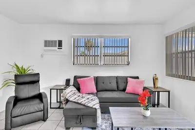 Image de Hollywood 1br Retreat - Close to Beach & Casino