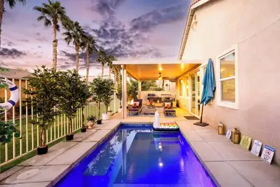 Image de MusicLover LAKEside Pool, Game Room & Golf Course!