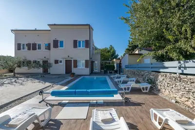 Villa Nocciola near the Sea with Private Pool and Sauna