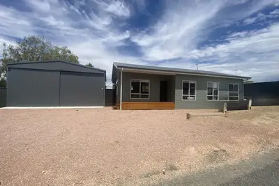 Image de Moonta Bay Holiday Home - Modern holiday home, Free WiFi! Off peak special!