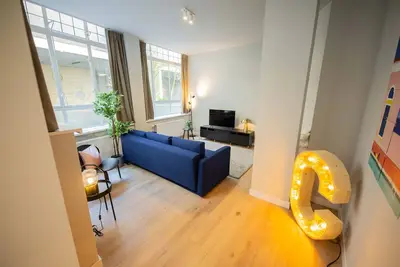 Image de Contemporary 3bdr Apartment  Ws