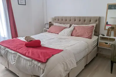 Image de Apartment for 7 people wifi, 5 stars. Theater and restaurant area