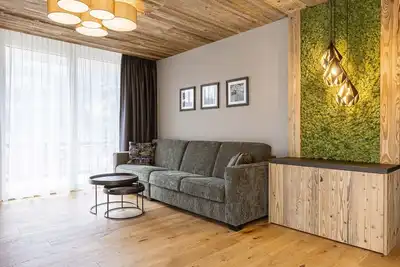 Image de Appartement à Fügen avec balcon