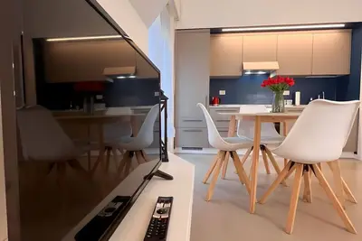 Image de \"Al Carlino Verona\" - 2 Bedrooms-2 Bathrooms-2 Balconies