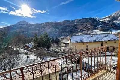 Image de Appartement spacieux dans maison de village