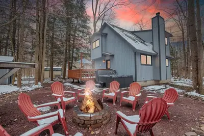 Image de Community Getaway Gem | Hot Tub