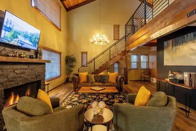 Image de Cloud Atlas, Sledding, Disc Golf, Dog Friendly, Games!
