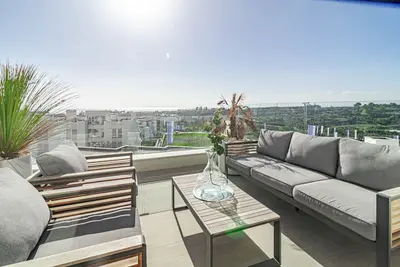 Image de Lm3. 6. 2b - 2 Br penthouse with large sundeck