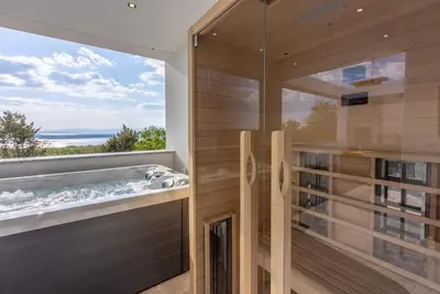 Image de Casita unique avec jacuzzi, sauna, vue sur la mer, barbecue, parking privé