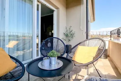 Image de Appartement pittoresque sur deux étages avec un intérieur moderne