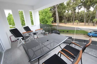 Image de Appartement moderne à seulement 10 minutes du centre de Rovinj avec balcon privé