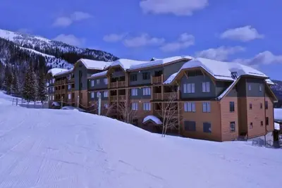 Image de Ski in-Ski out Morning Eagle 3-bedroom condo in Whitefish