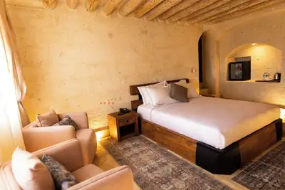 Image de Snowy Mountain view Luxury Delux Cave Room 105