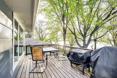 Image de Scenic Home w/ Lake Washington Access & Fire Pit