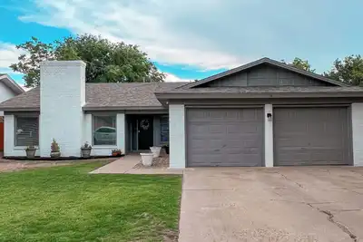 Image de Charming 3- Bedroom house in Lubbock near a Beautiful Park