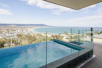 Image de Amazing View of the Bay from the Plunge Pool, Living and Dining Areas