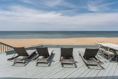 Image de Beachside Getaway private Lake Michigan Beach Frontage